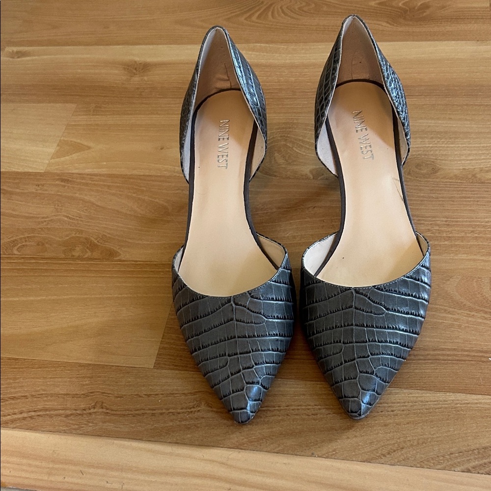 Nine West Black Textured Flats